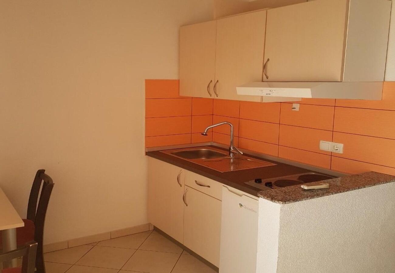 Apartments Domagoj - On The Beach Lukovo Šugarje Εξωτερικό φωτογραφία