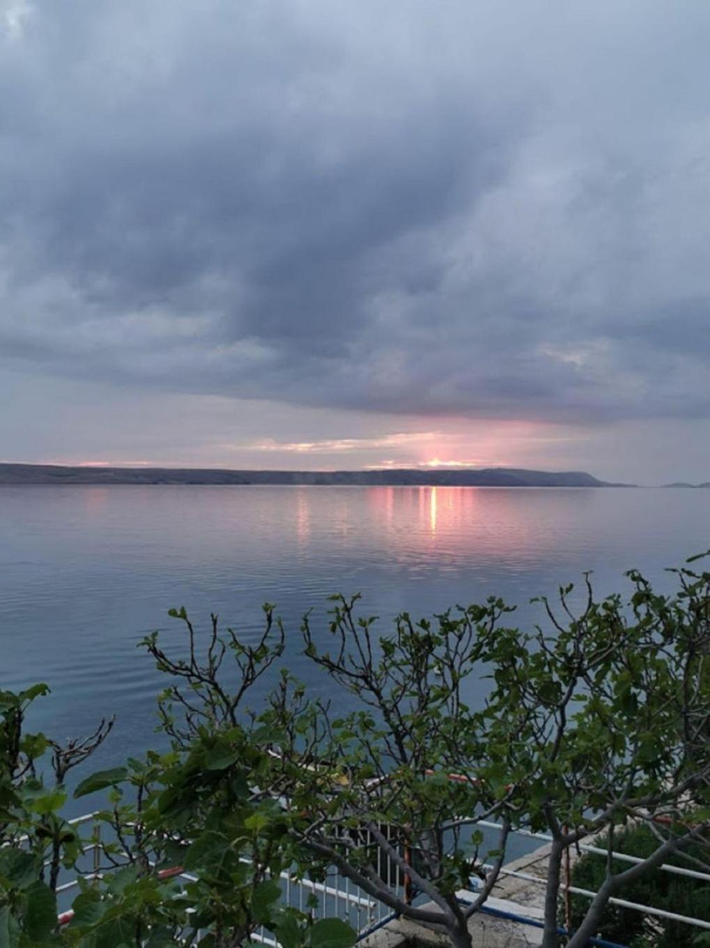 Apartments Domagoj - On The Beach Lukovo Šugarje Εξωτερικό φωτογραφία