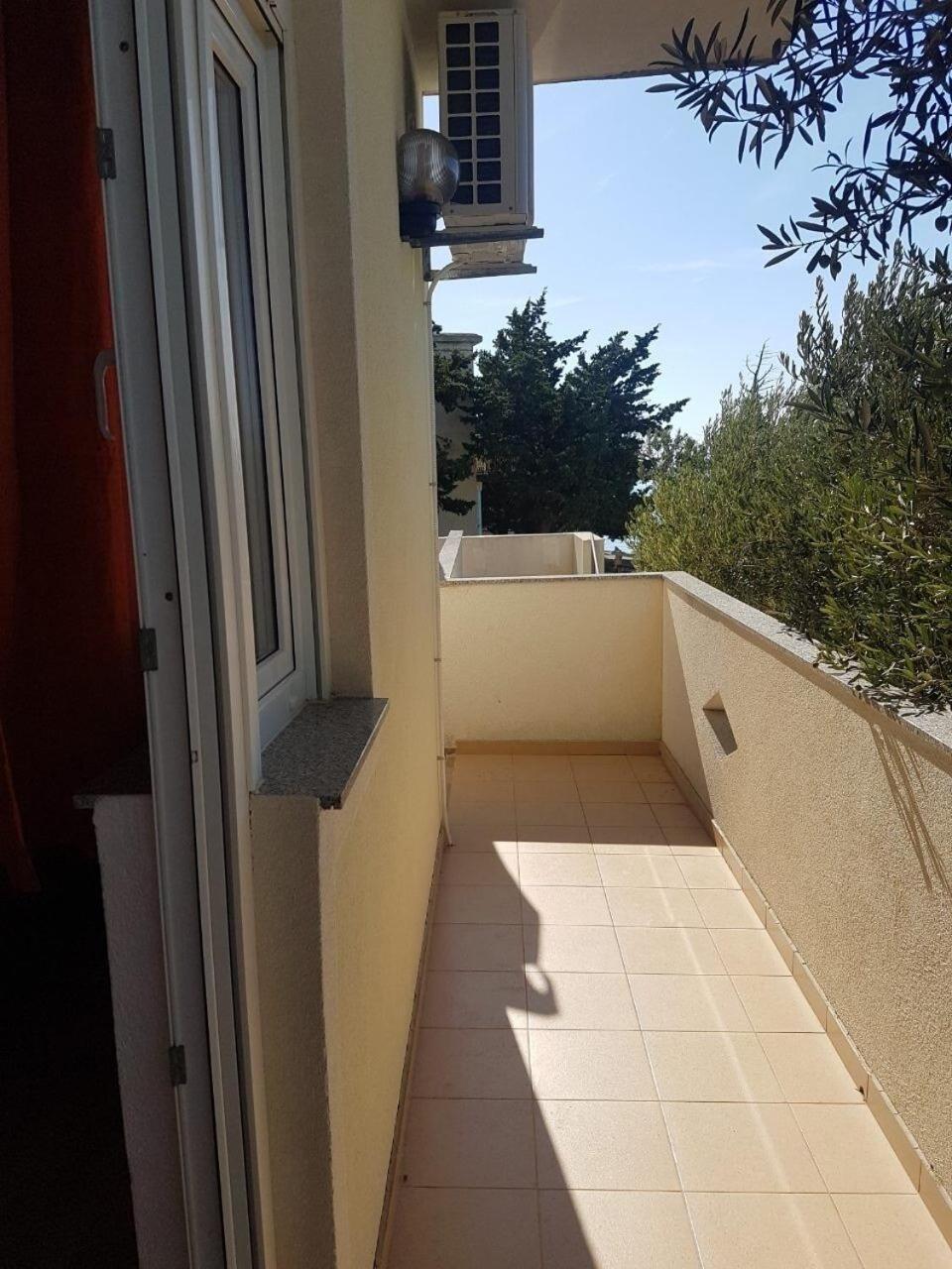 Apartments Domagoj - On The Beach Lukovo Šugarje Εξωτερικό φωτογραφία